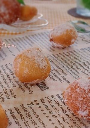 おやつに♡材料3つでコロコロドーナツ-レシピのメイン写真
