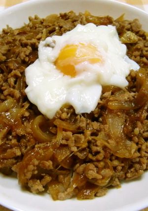 ★簡単！美味しい＊温玉のせそぼろ丼＊♪-レシピのメイン写真