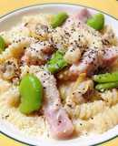 アサリとそら豆のチーズクリームパスタ