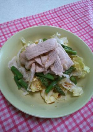 レタスアスパラ豚肉のさっぱりサラダ-レシピのメイン写真