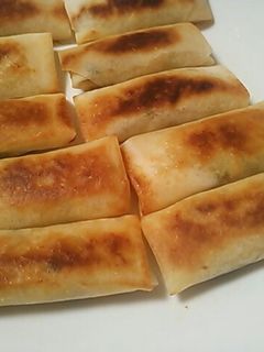 パリパリやみつき♪カレー風味の焼き春巻き-レシピのメイン写真