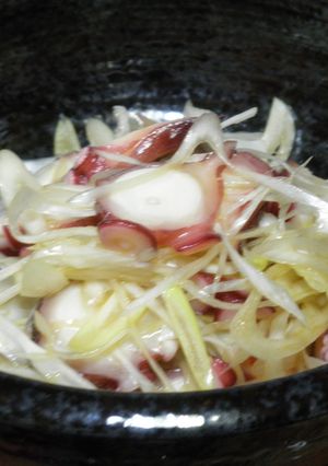 材料これだけ！簡単たこサラダ-レシピのメイン写真
