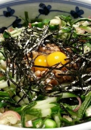 十三浜わかめうどん巣籠もりネバ冷やし-レシピのメイン写真
