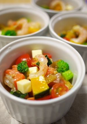 魚介とコロコロ野菜のカラフルサラダ-レシピのメイン写真