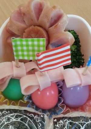 キャラ弁！リボン付きカラフル卵♪-レシピのメイン写真