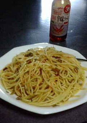 パスタに♪手作りニンニク唐辛子オイル-レシピのメイン写真