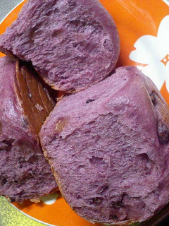 炊飯器de紫芋の甘納豆入りのパン-レシピのメイン写真