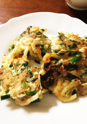 ニラうどん-レシピのメイン写真