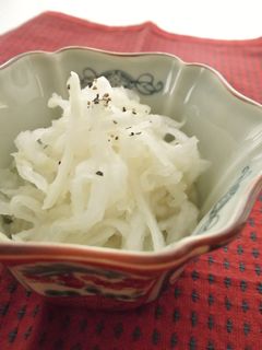 さっぱり簡単!白だしレモン大根-レシピのメイン写真