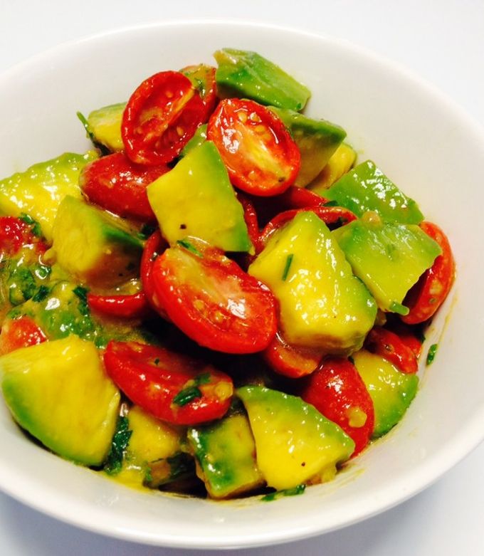 アボカド タネ遊び（アボカド） | 【楽】タネで遊ぼう | サカタのタネ