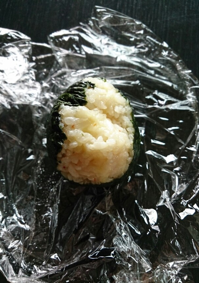 焼き肉のタレで★簡単うまチーマヨおにぎり-レシピのメイン写真