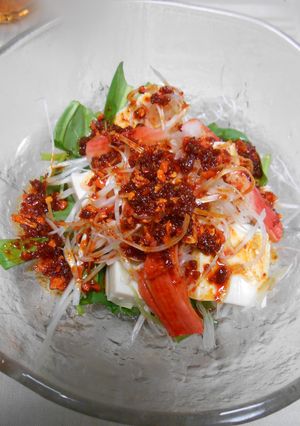 豆腐とサラダほうれん草のピリ辛サラダ風-レシピのメイン写真