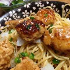 รูปของ ふんわり鶏つくねの和風パスタ