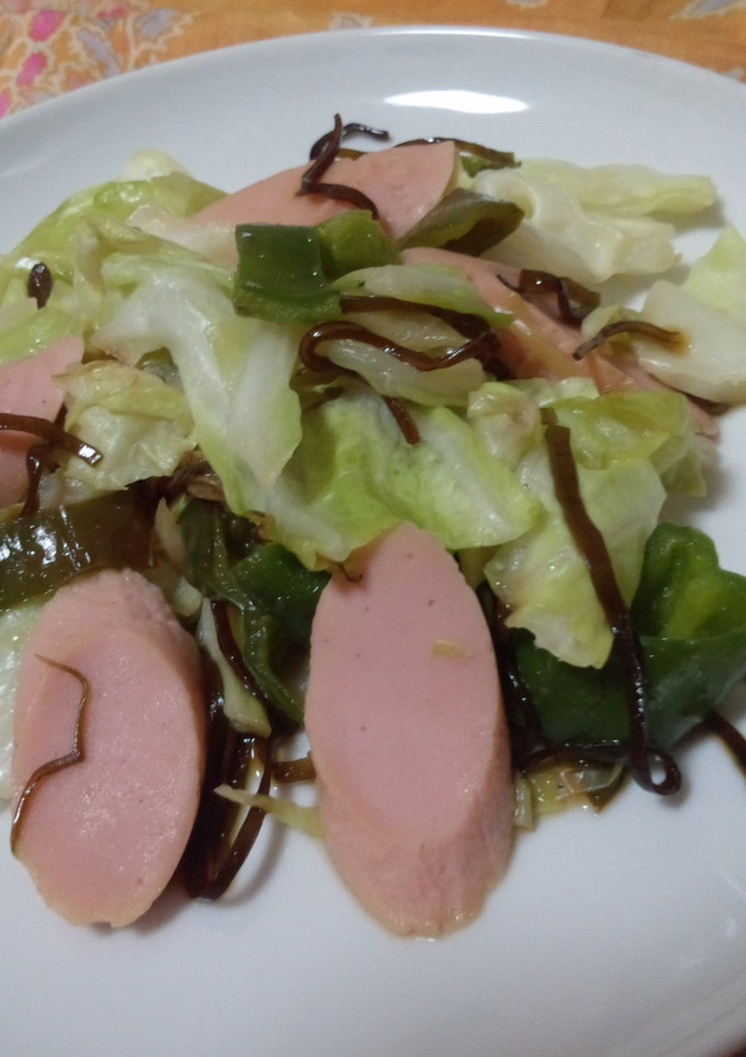 ☆キャベツと魚肉ソーセージの塩昆布炒め☆-レシピのメイン写真