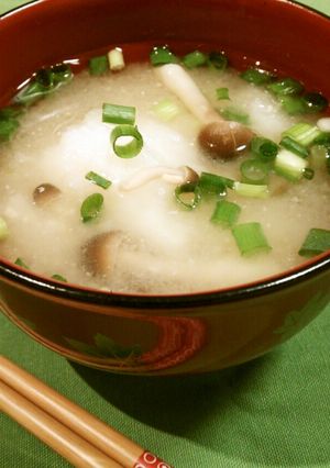 我が家の味噌汁♡たたき長芋としめじ-レシピのメイン写真