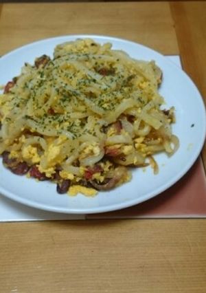 焼きうどんDEカルボナーラ＼(^-^)／-レシピのメイン写真