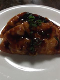 揚げ餃子のケチャップマニスソースかけ-レシピのメイン写真