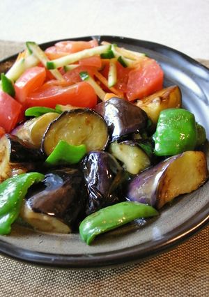 なすとピーマンのシンプル鶏がら炒め-レシピのメイン写真
