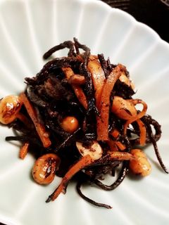 我が家の定番☆ひじきの煮物-レシピのメイン写真