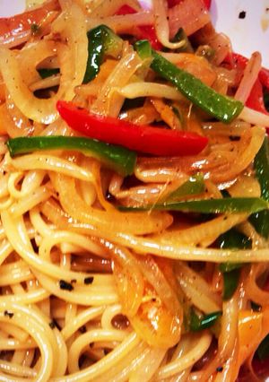 チリトマトソースの野菜炒めパスタ-レシピのメイン写真