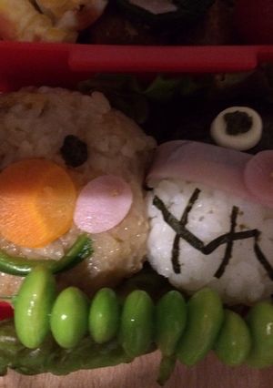お弁当に！簡単！バイキンマンのおにぎり-レシピのメイン写真