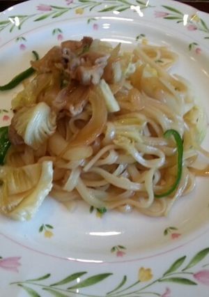 10分で完成簡単豚バラ焼きうどん-レシピのメイン写真