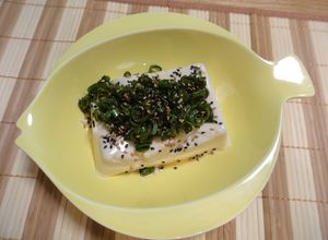 冷奴に飽きたら！ピリ辛ごま葱豆腐！！-レシピのメイン写真