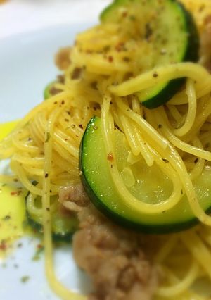 ズッキーニと牛肉のオイルパスタ-レシピのメイン写真
