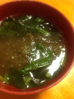 ほうれん草、ワカメ、とろろの海藻スープ-レシピのメイン写真