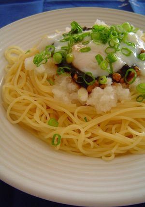 海苔&納豆の温玉とろとろ麺-レシピのメイン写真
