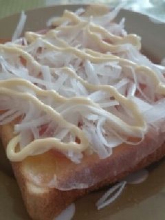 生ハムサラダトースト-レシピのメイン写真