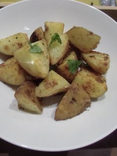 新じゃがいもで「アンチョビポテト」-レシピのメイン写真