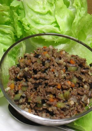中華風肉そぼろのレタス包み-レシピのメイン写真