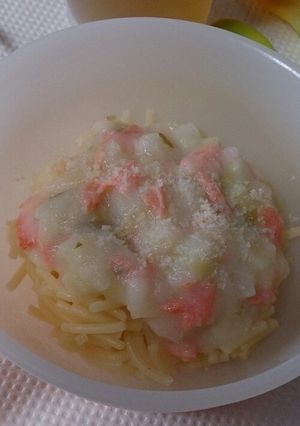 ホワイトクリーム鮭のパスタ★離乳食中期～-レシピのメイン写真