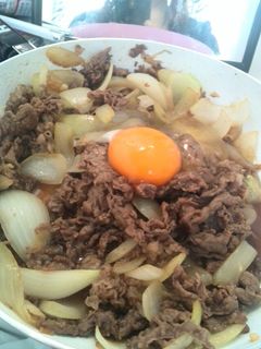 すき焼き風牛丼-レシピのメイン写真