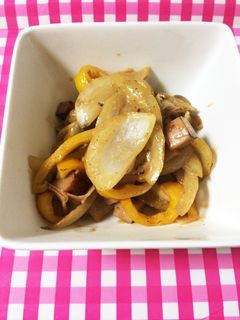 お弁当にも♪しめじと玉ねぎのタレマヨ炒め-レシピのメイン写真
