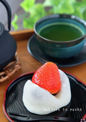 レンジで超簡単！切り餅でいちご大福-レシピのメイン写真