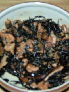 さば缶とひじきの和え物-レシピのメイン写真