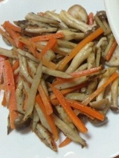 減塩☆ごぼうのバターきんぴら-レシピのメイン写真