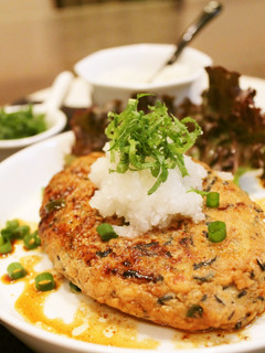 美味しいよ♪ひじき入り和風ハンバーグ-レシピのメイン写真