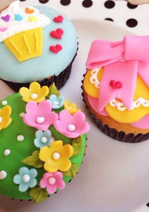女子ウケ抜群♡フォンダンアイシングケーキ-レシピのメイン写真