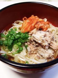 鯖缶で♪鯖とキムチの冷やしうどん-レシピのメイン写真