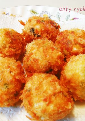 これなあに？ふわふわ食感！はんぺん団子-レシピのメイン写真