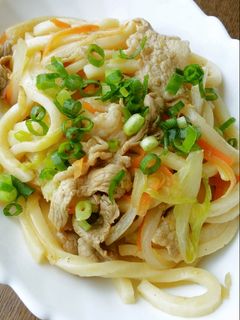 ランチに☆簡単さっぱり焼きうどん-レシピのメイン写真