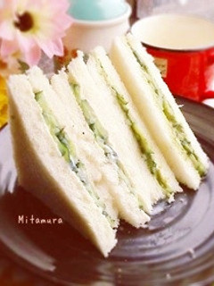 キュウリとクリームチーズのサンドイッチ-レシピのメイン写真