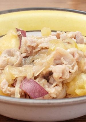 さつまいもと豚肉の炒め煮♪-レシピのメイン写真