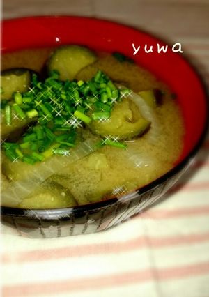 なすと玉ねぎのお味噌汁☆-レシピのメイン写真