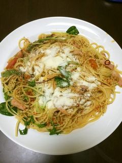 お一人料理 トマトベーコンのパスタ スパ-レシピのメイン写真