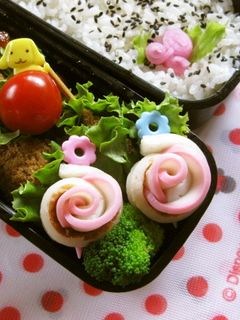 お弁当にちくわとカマボコdeくるくる~♪-レシピのメイン写真