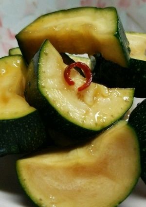 超簡単！ズッキーニの麺つゆ漬け-レシピのメイン写真